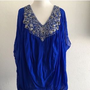 Badgley Mischka No sleeve blouse wavy